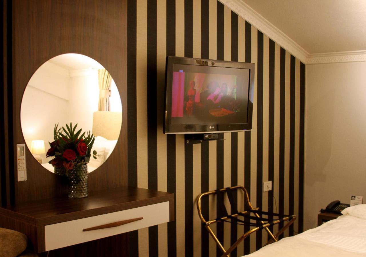 Hotel Driada Gjakova Zewnętrze zdjęcie