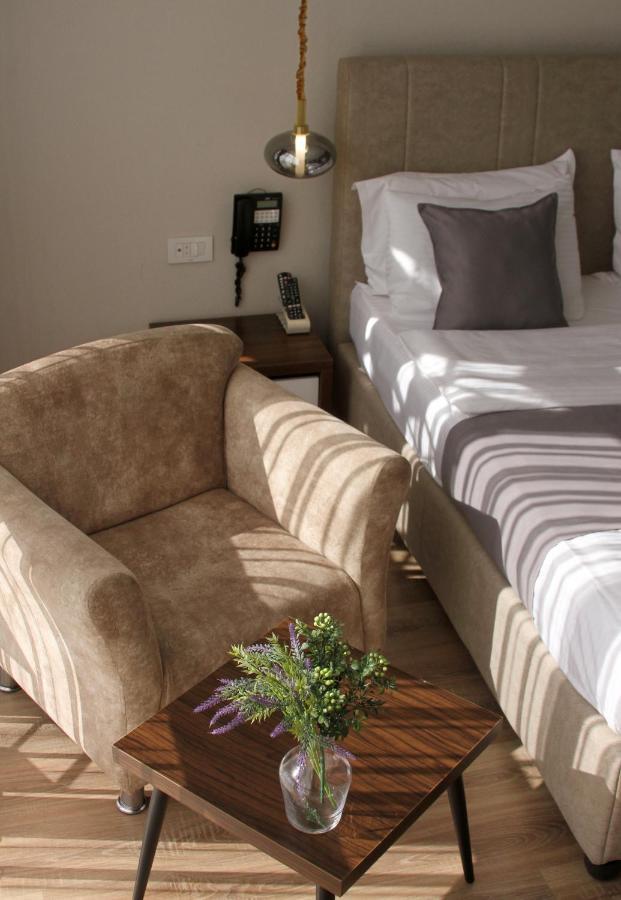 Hotel Driada Gjakova Zewnętrze zdjęcie