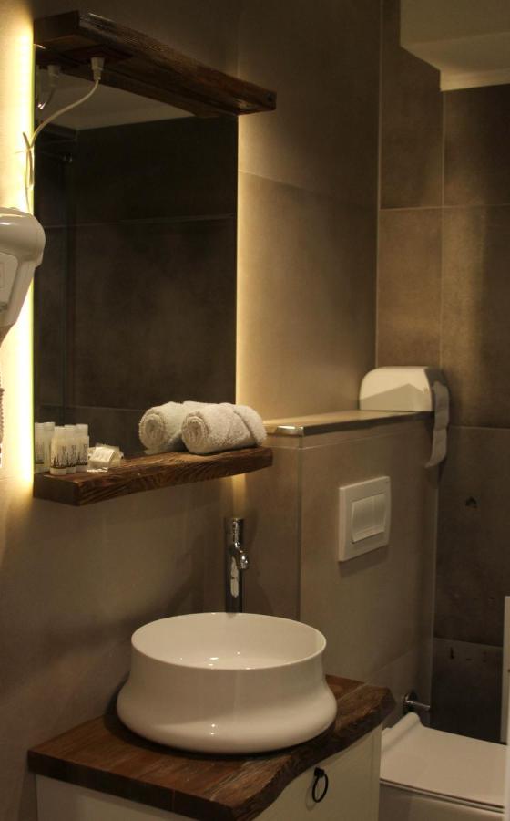 Hotel Driada Gjakova Zewnętrze zdjęcie