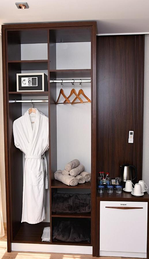 Hotel Driada Gjakova Zewnętrze zdjęcie