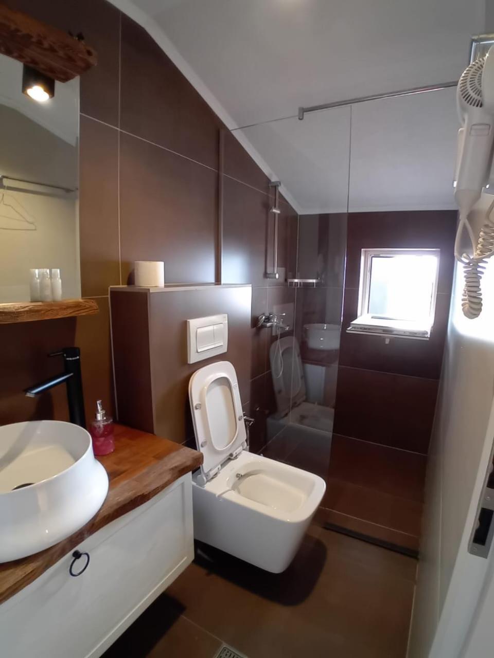 Hotel Driada Gjakova Zewnętrze zdjęcie