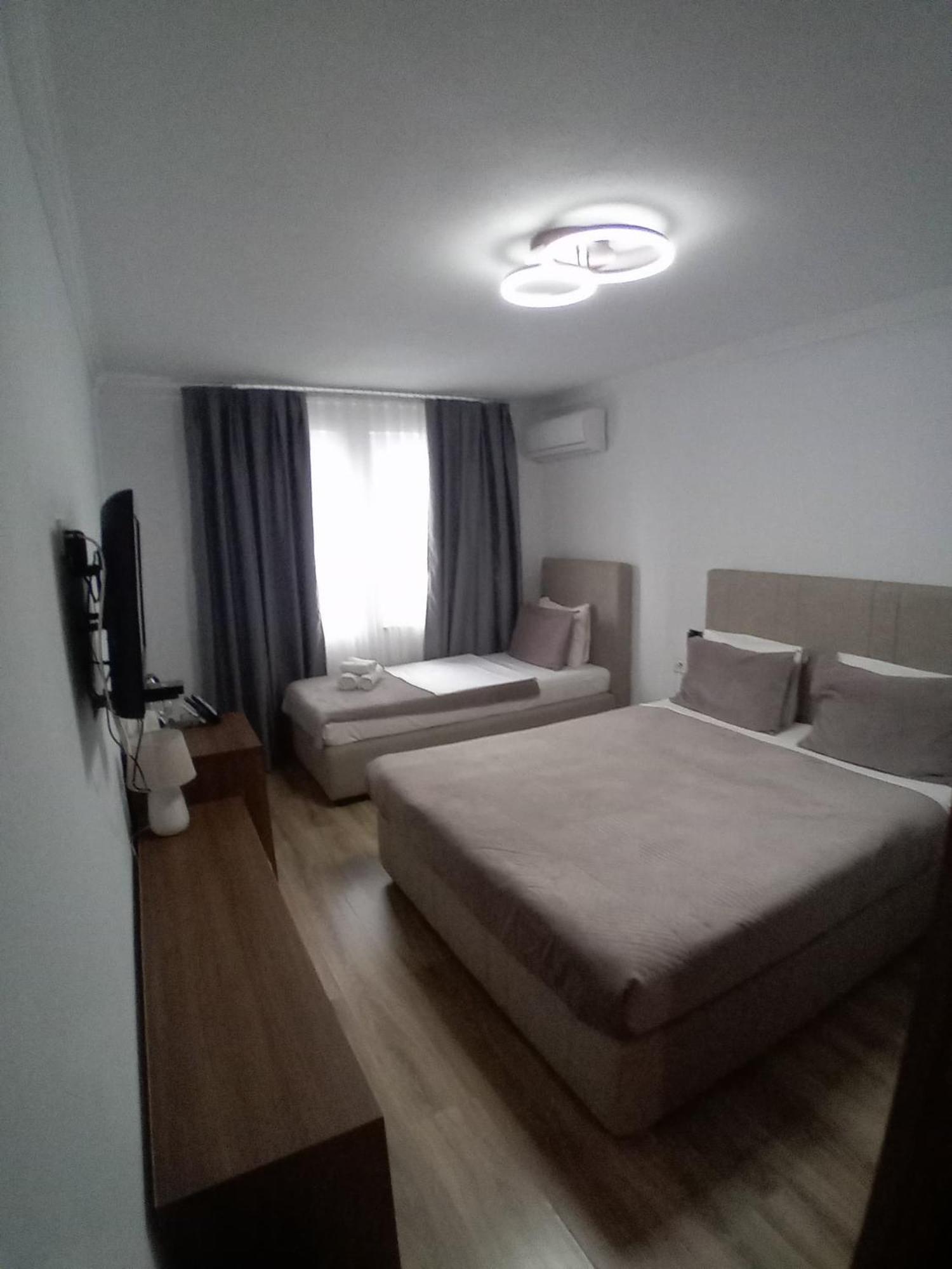 Hotel Driada Gjakova Zewnętrze zdjęcie