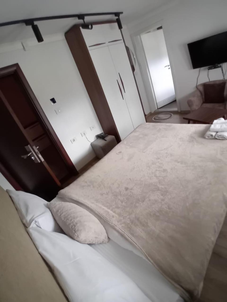 Hotel Driada Gjakova Zewnętrze zdjęcie