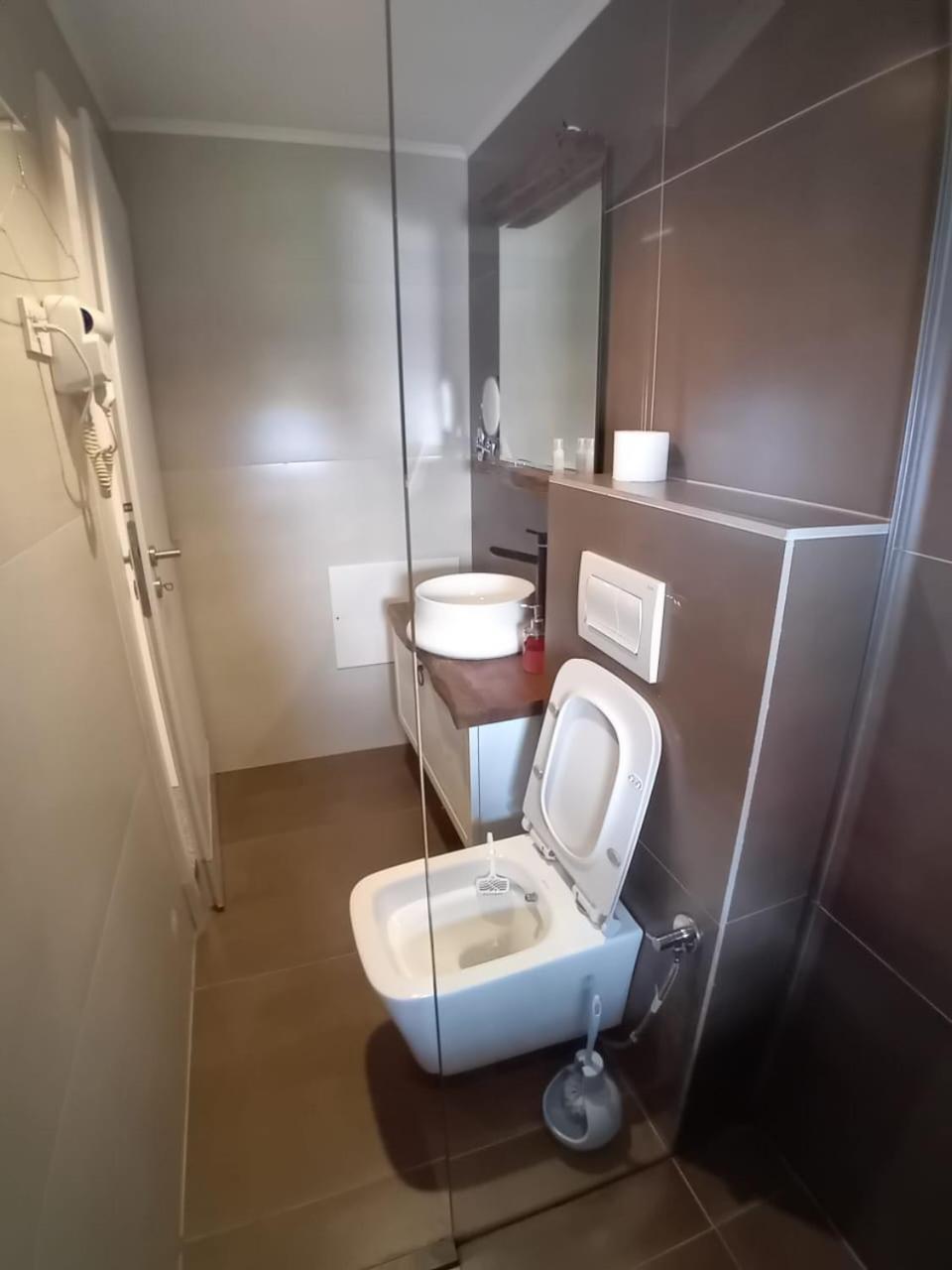 Hotel Driada Gjakova Zewnętrze zdjęcie