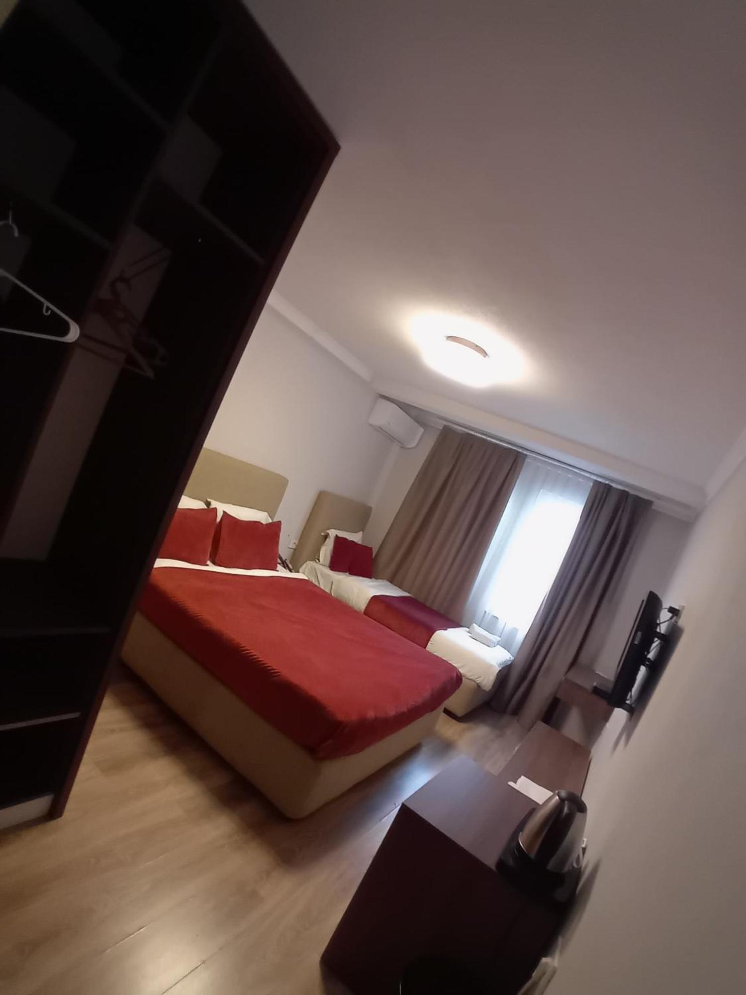 Hotel Driada Gjakova Zewnętrze zdjęcie